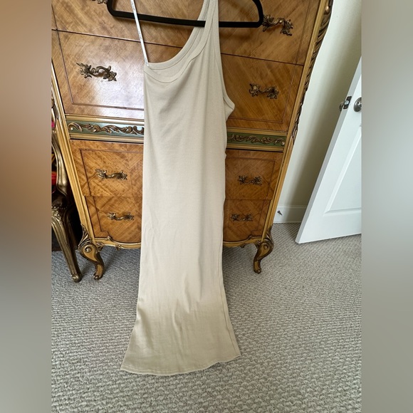 NWT The Line by K Gael Cream One Shoulder Midi Tank Dress Sz Large - Picture 10 of 10